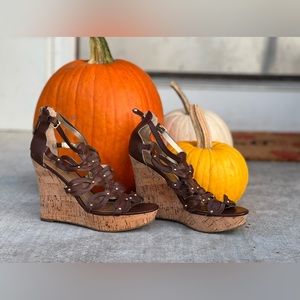 Guess tall brown wedged heels